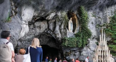 Riprendono i pellegrinaggi a Lourdes e Loreto